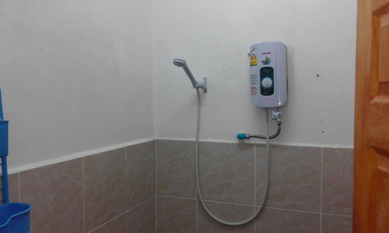 Cheap Sleep Apartment Phayao Exterior photo